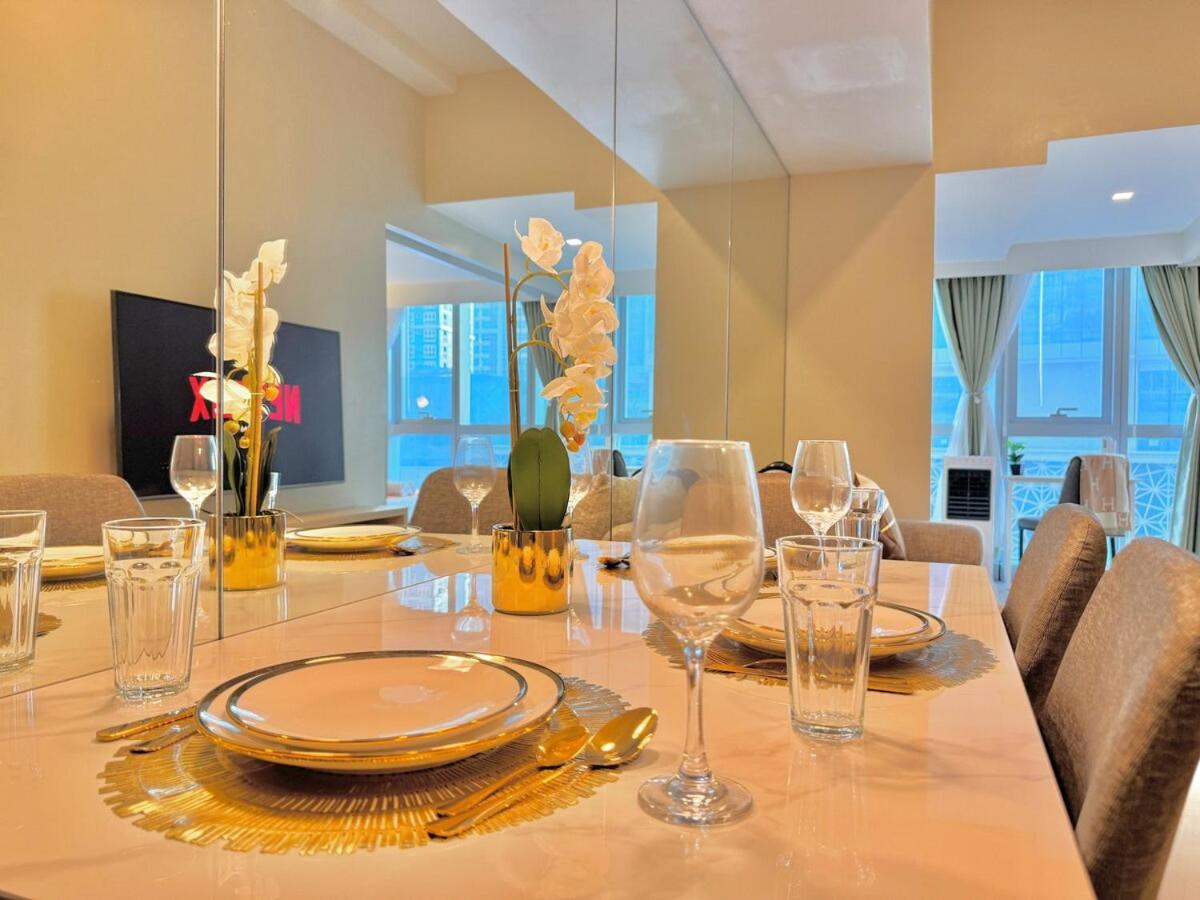 Apartment Modern Interiored In Uptown Bgc With Fastwi-fi