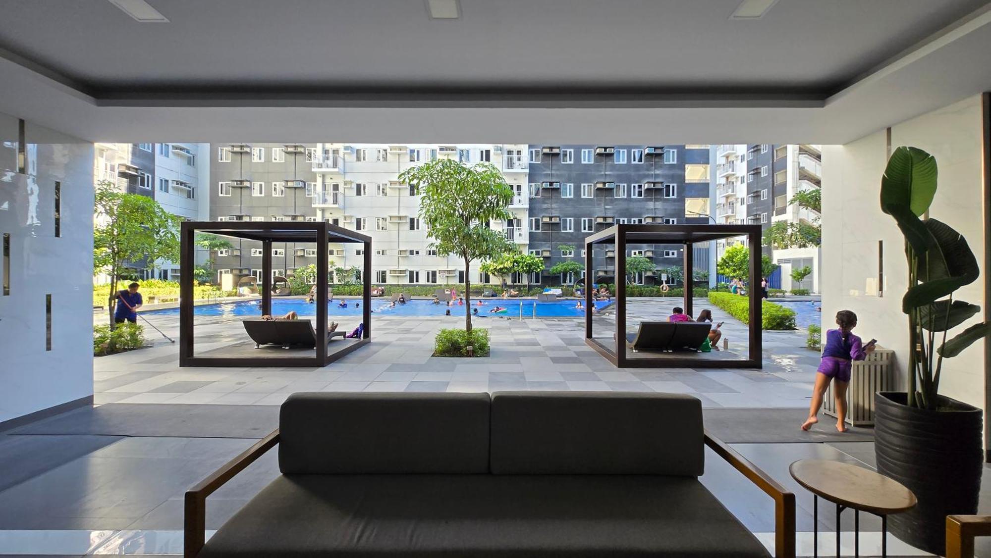 Urban Oasis 2br With Multiple Pools At Smdc Charm Residences Apartment Manila