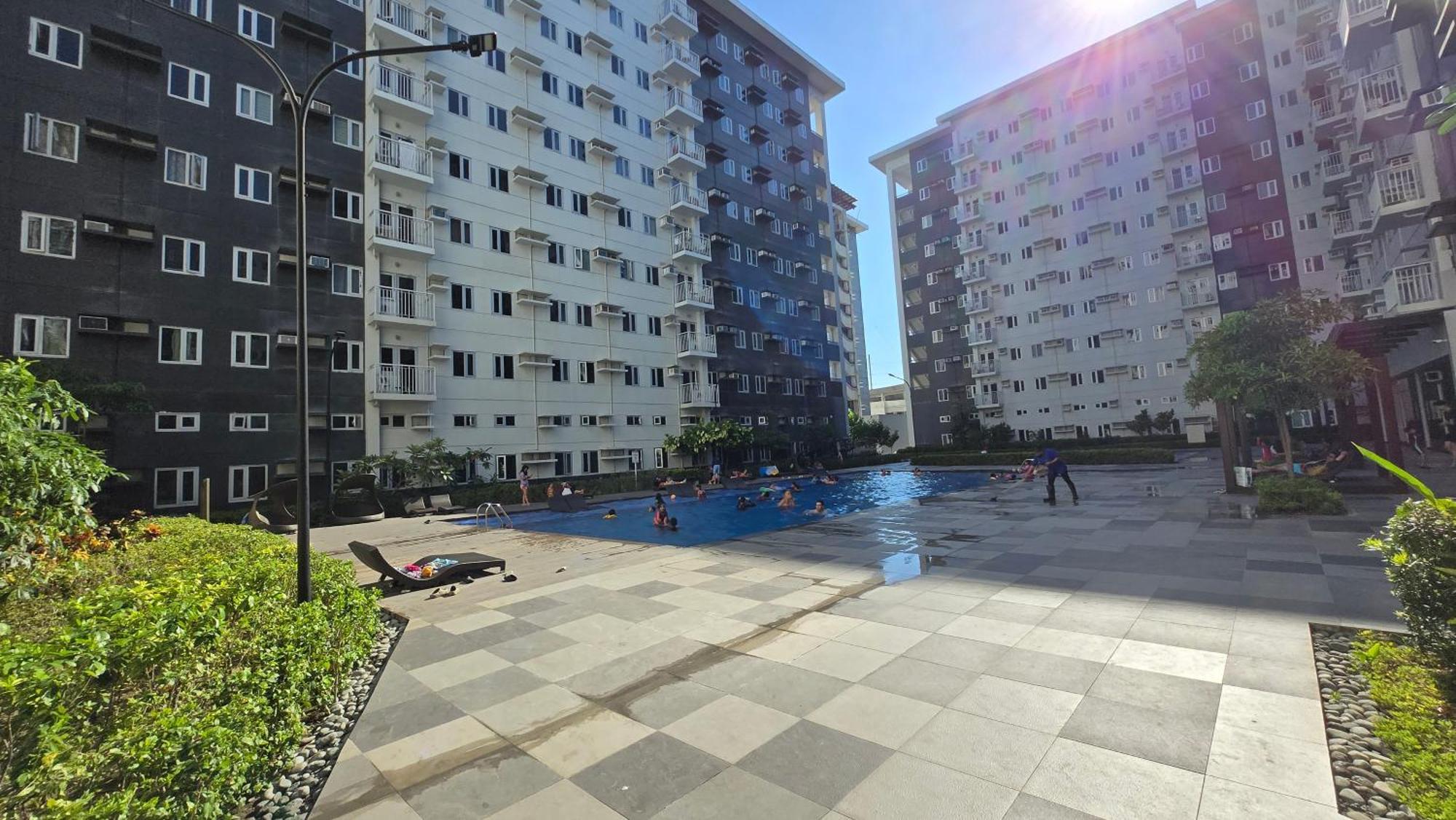 Apartment Urban Oasis 2br With Multiple Pools At Smdc Charm Residences *