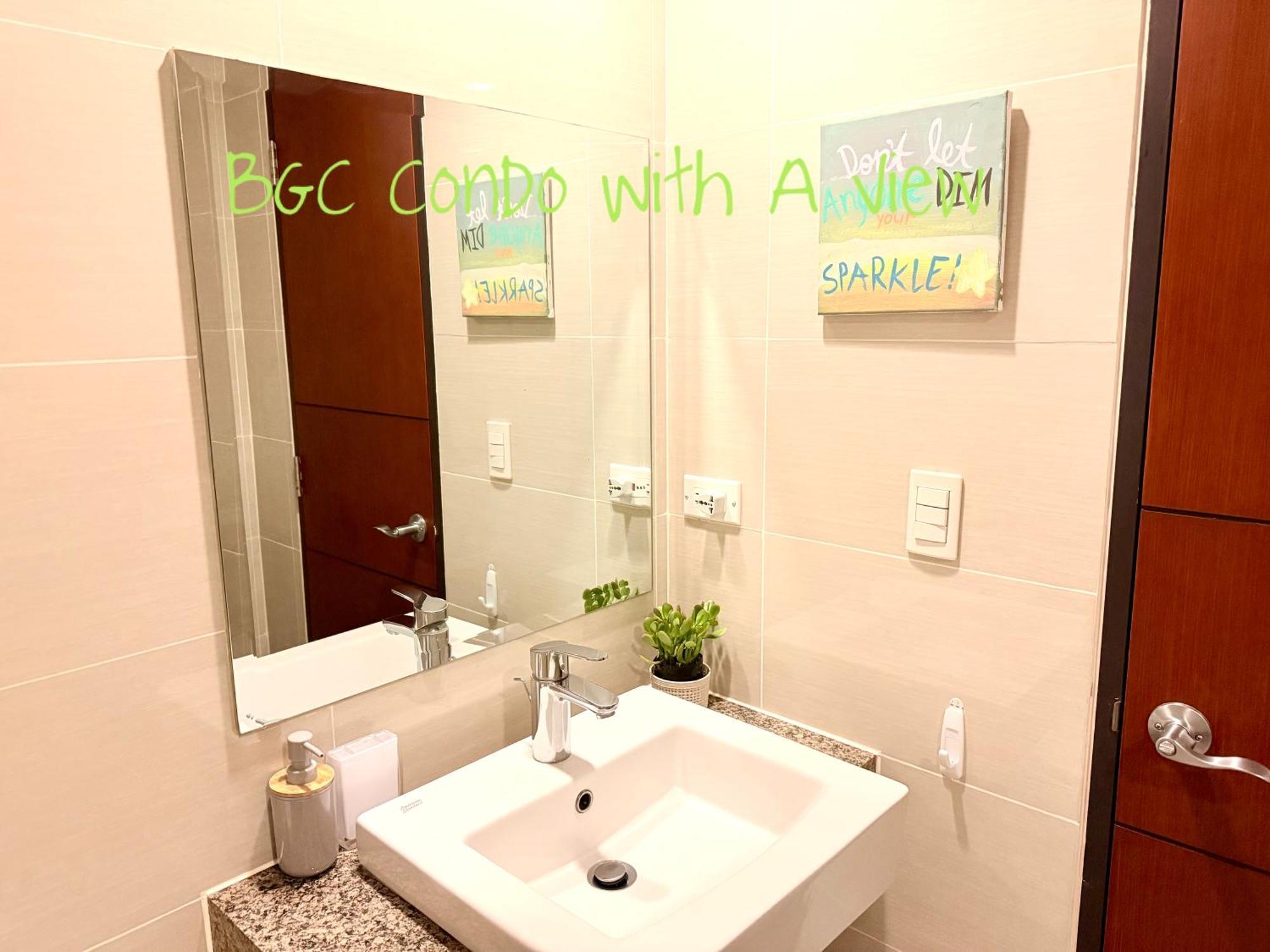 Bgc Uptown Taguig Aparthotel *