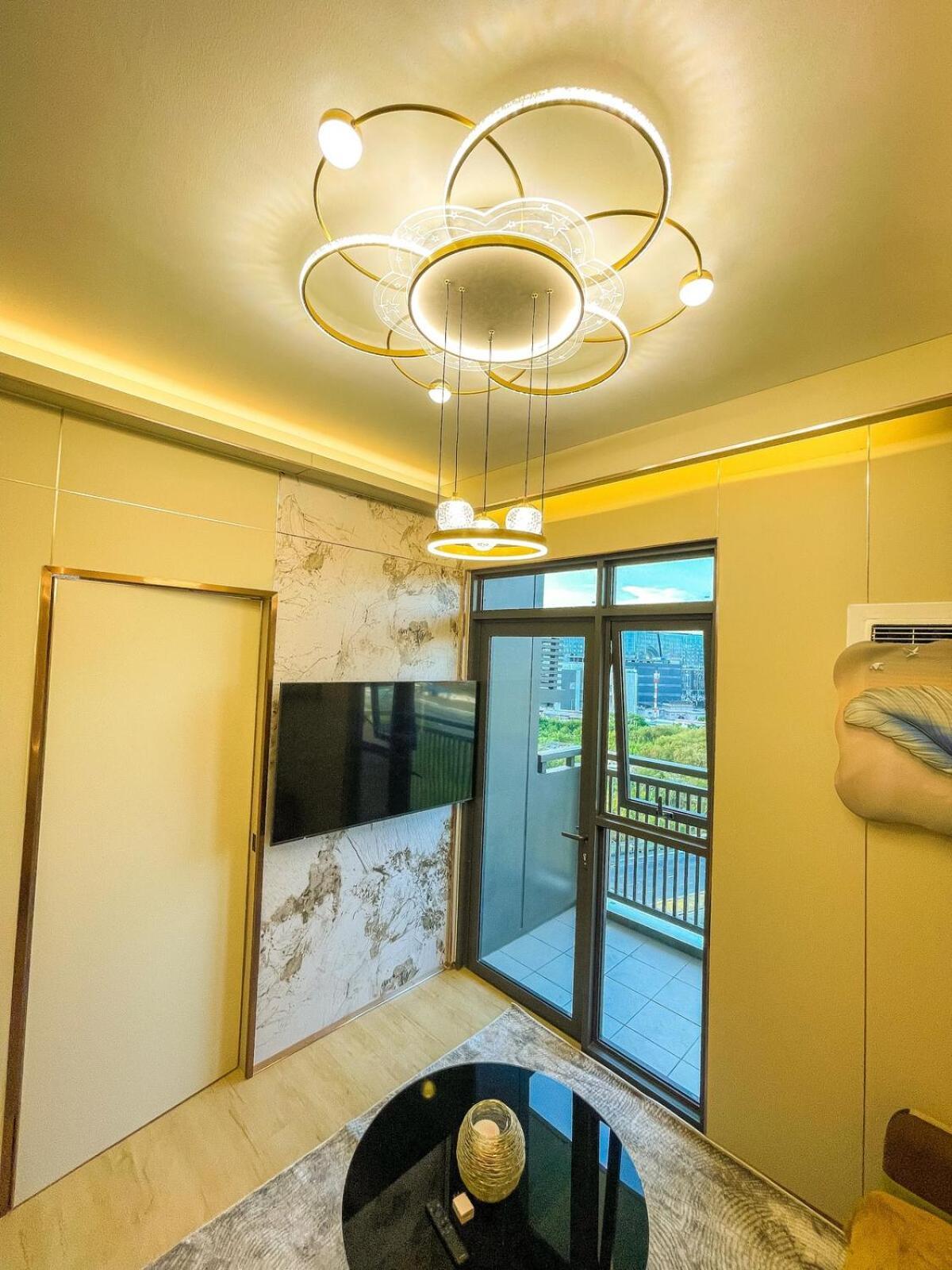Lovely 1br Near Solaire, Okada I 5mins To Airport Apartment Manila