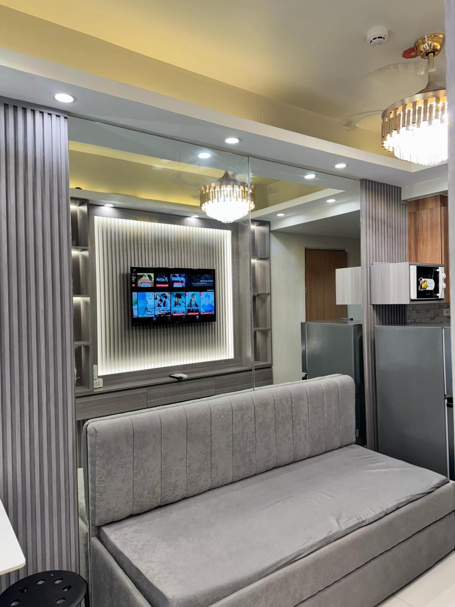 Aparthotel Milagrosa Shore 3 Residences
