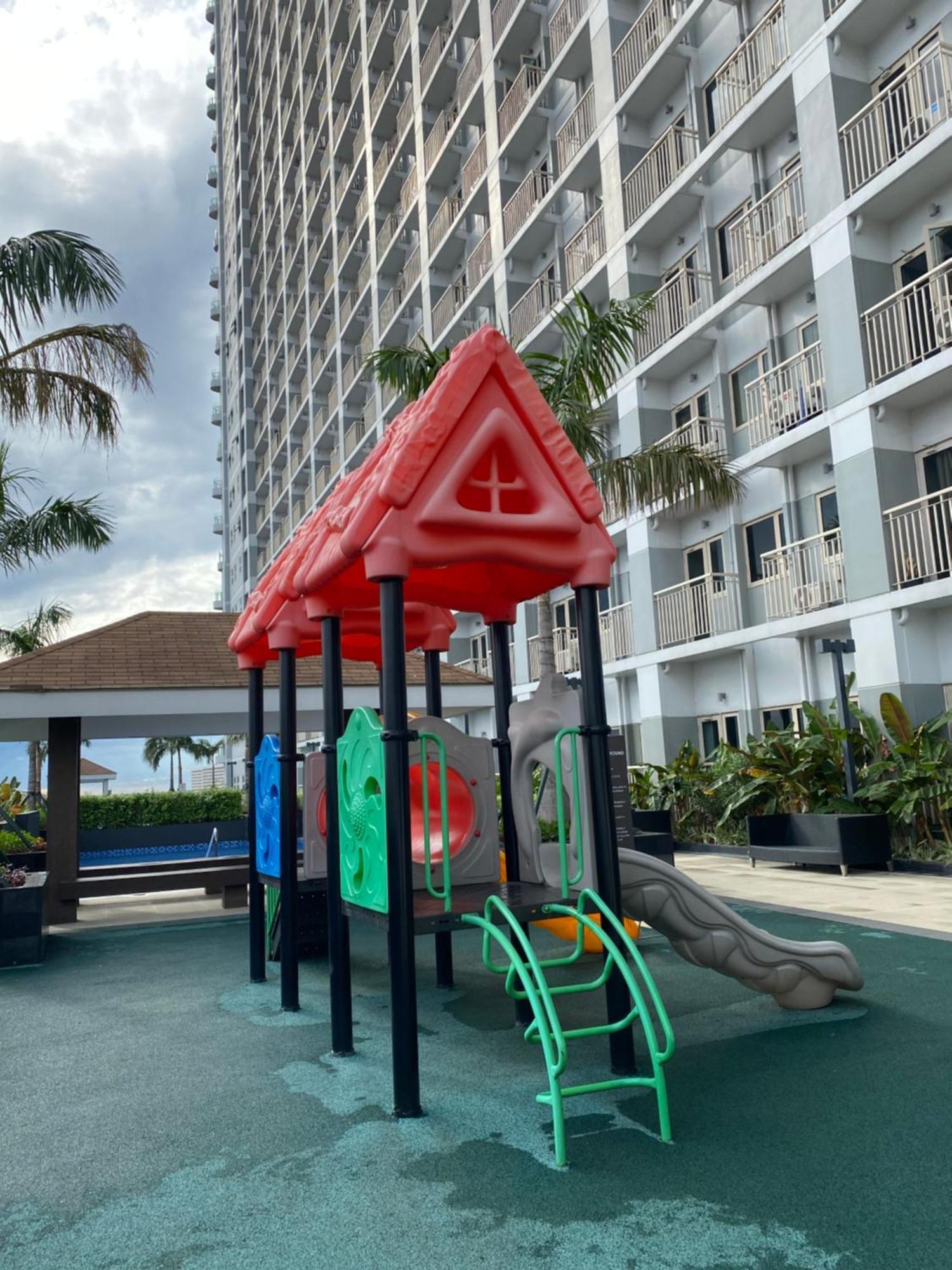 Aparthotel Coast Residences Zeus Place Manila