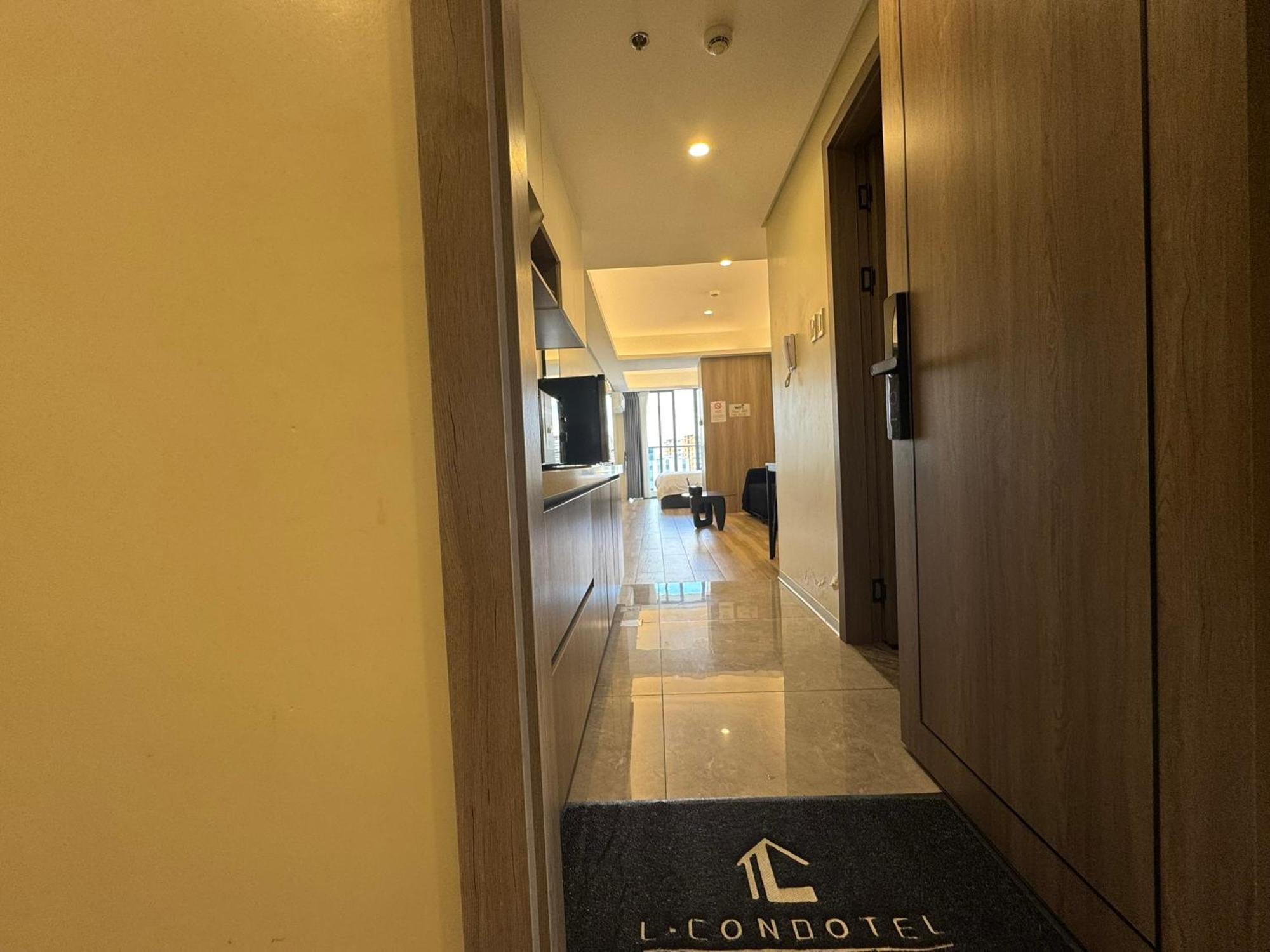 Hotel Lcondotel Premium Manila Pitx 4*