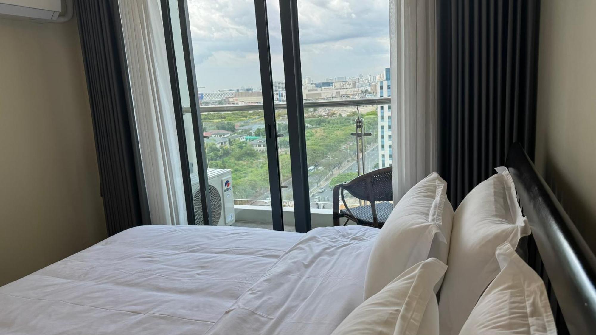 Lcondotel Premium Manila Pitx 4*