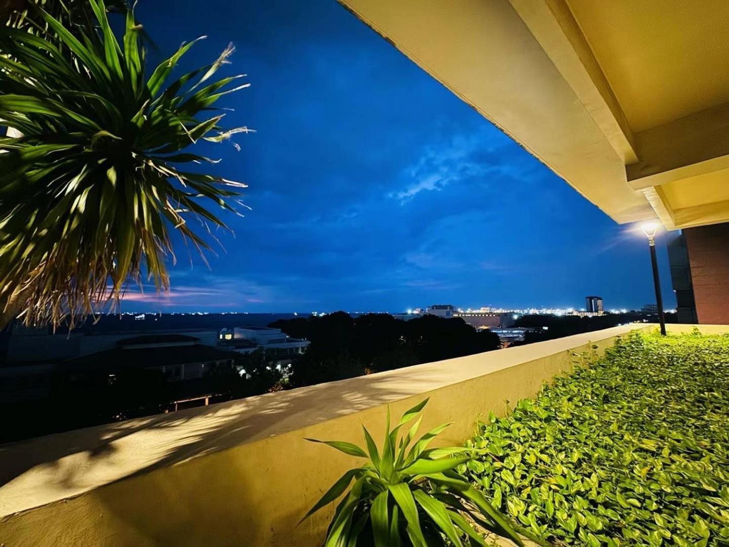 Apartment Grand Riviera Manila