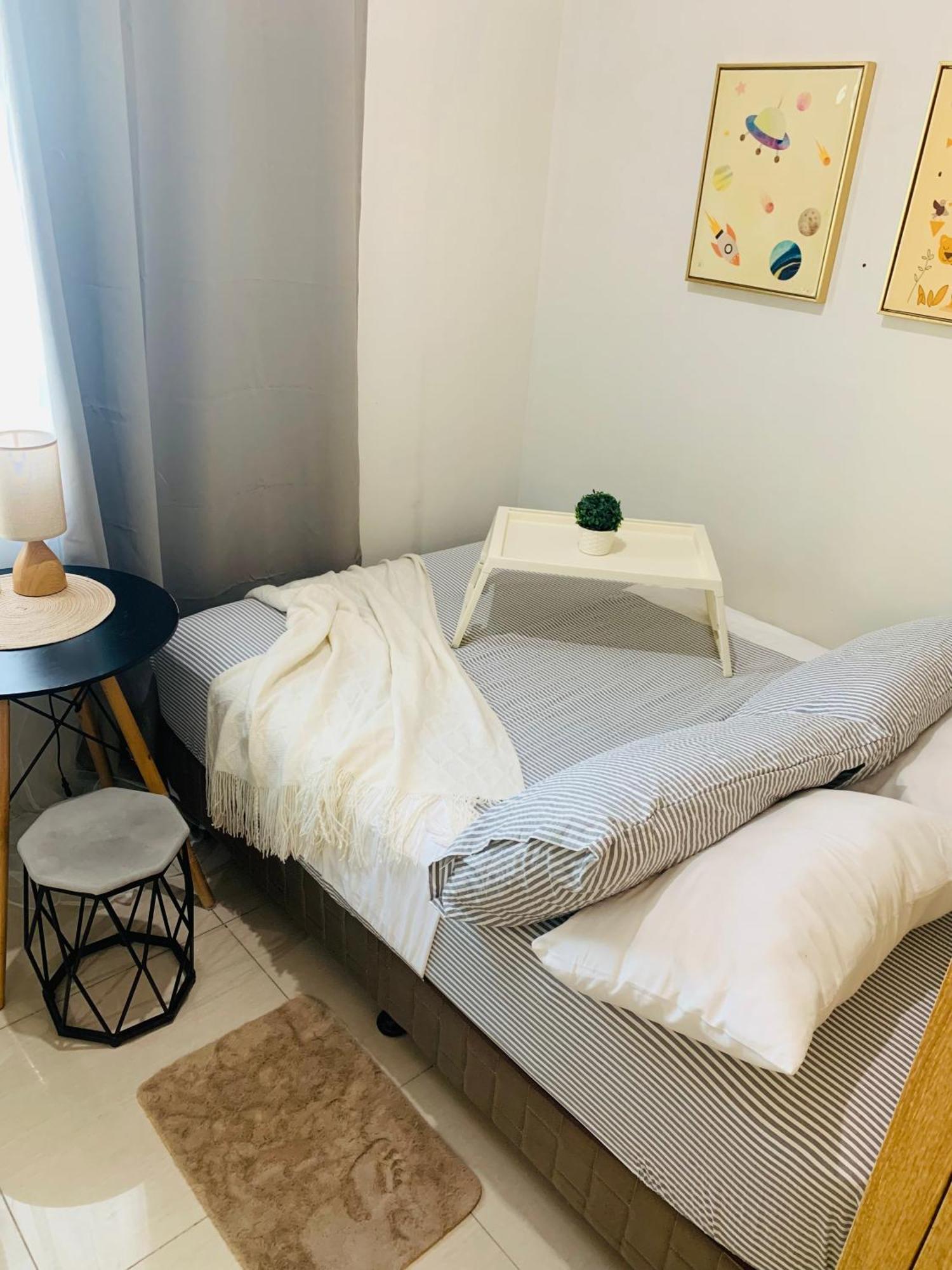 Bed & Breakfast Grass Residences Tower 4 Near Sm North Mall Manila