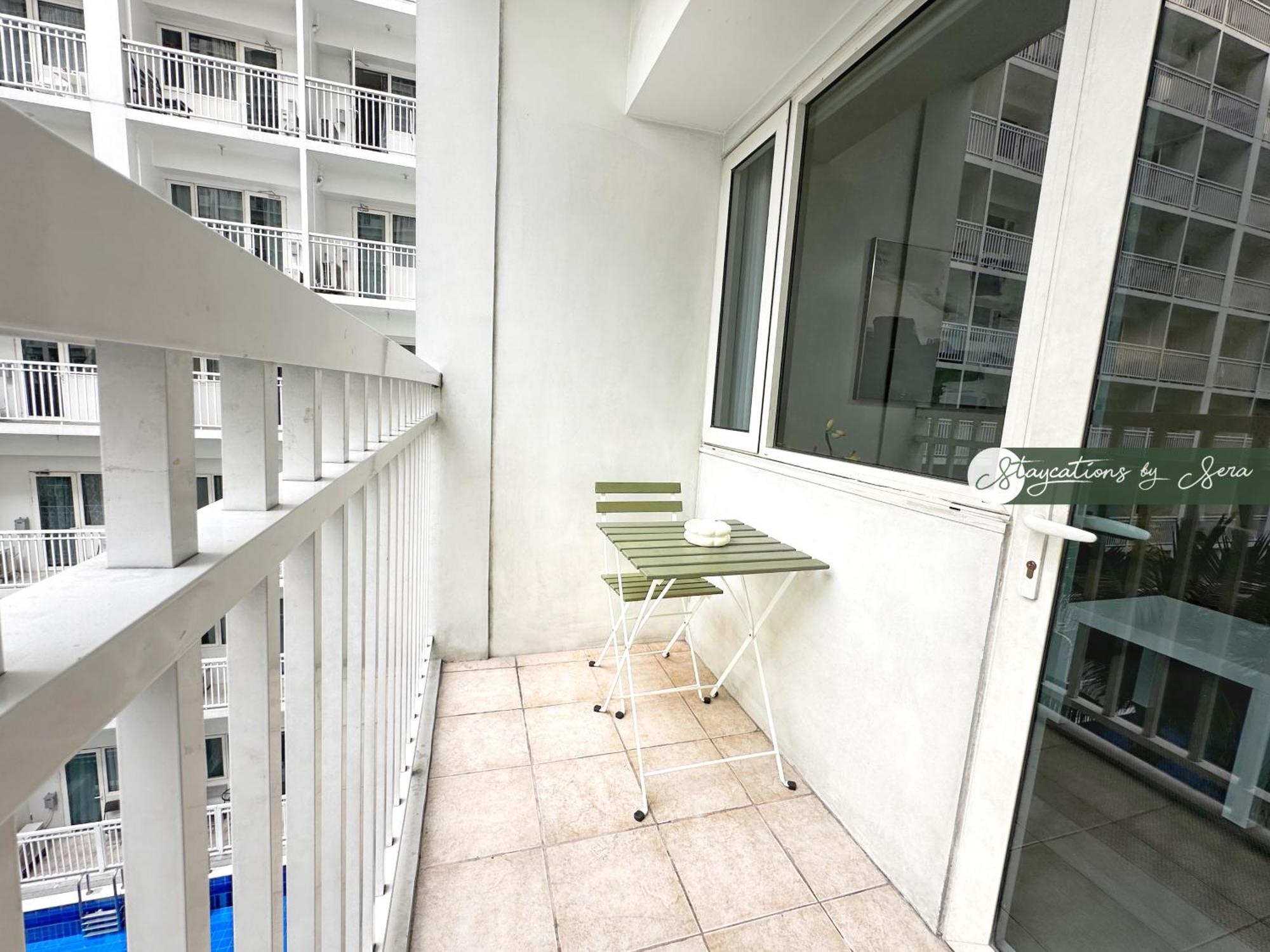 Shore Residences 2 Bedroom With Balcony Near Naia Airport Moa Aparthotel Manila