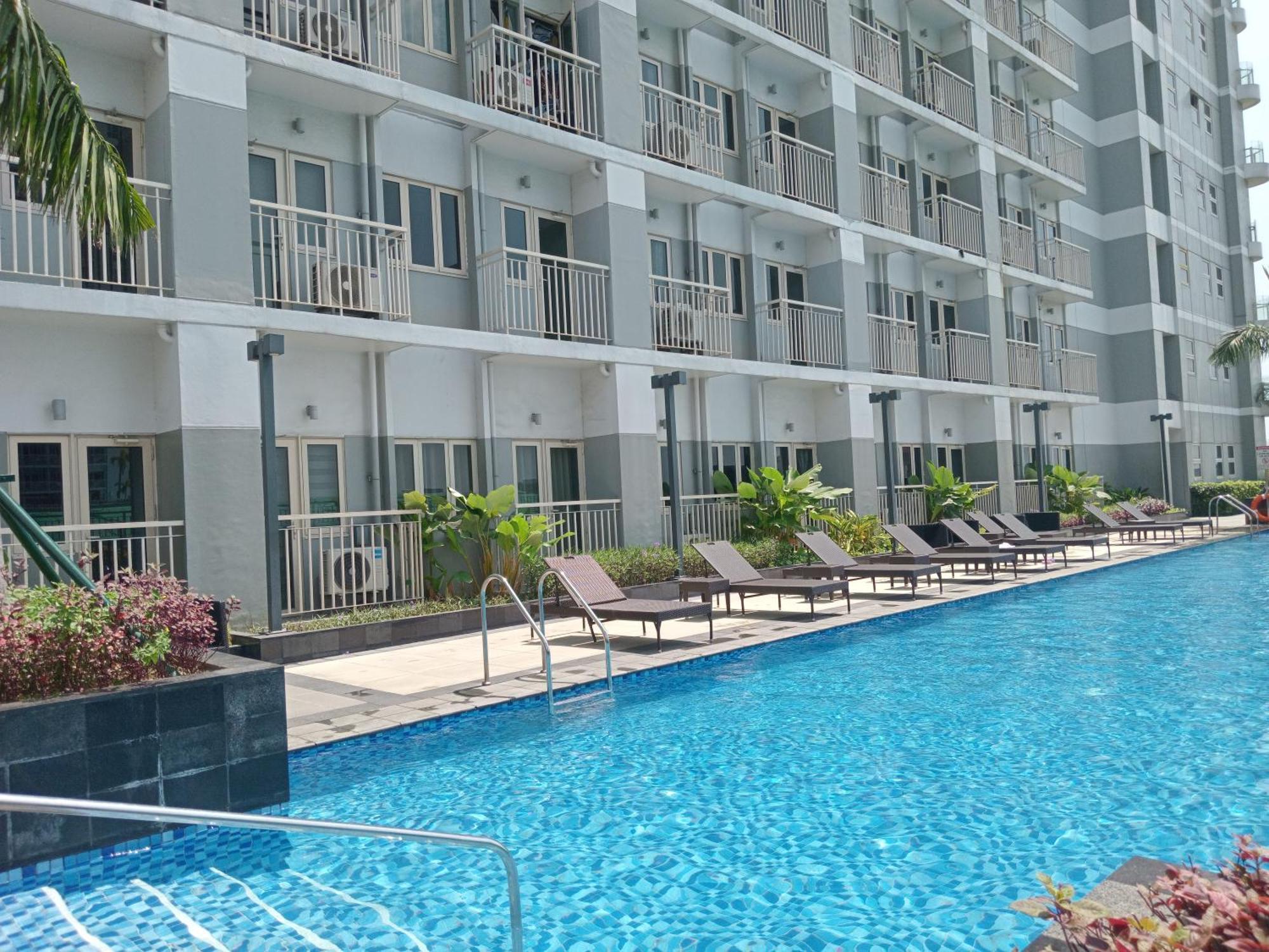 Next Door Ph Aparthotel Manila