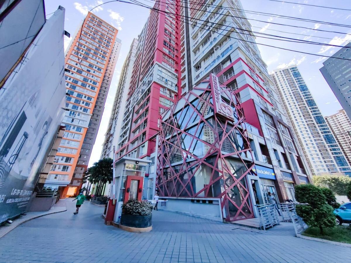 1br Condotel At Sunshine100 Plaza #ss04-1 * Manila