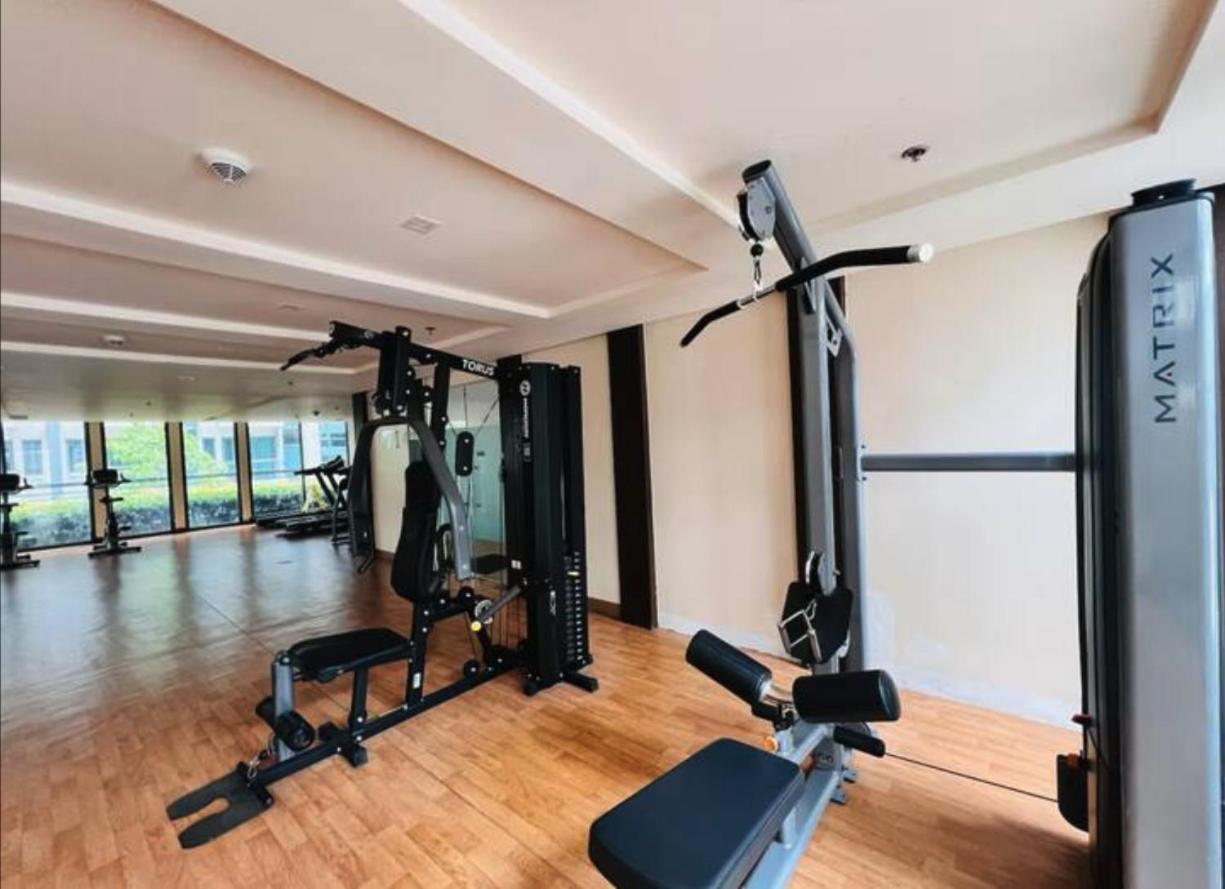 Aparthotel Holy Week Escape Near Naia T3 Pool Access