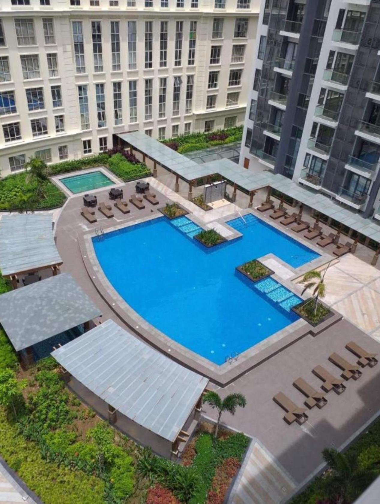 Aparthotel Holy Week Escape Near Naia T3 Pool Access Manila