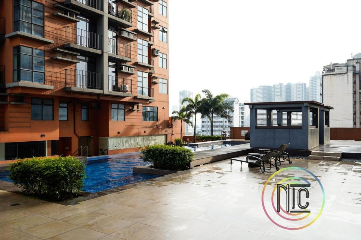 Cozy 2br Unitn Free Pool Gym With Karaoke Netflix