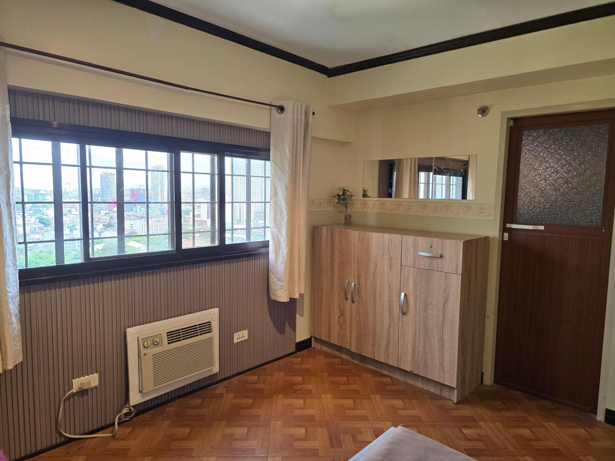 Apartment Greenhills Garden Square 2br & 2 Toilets
