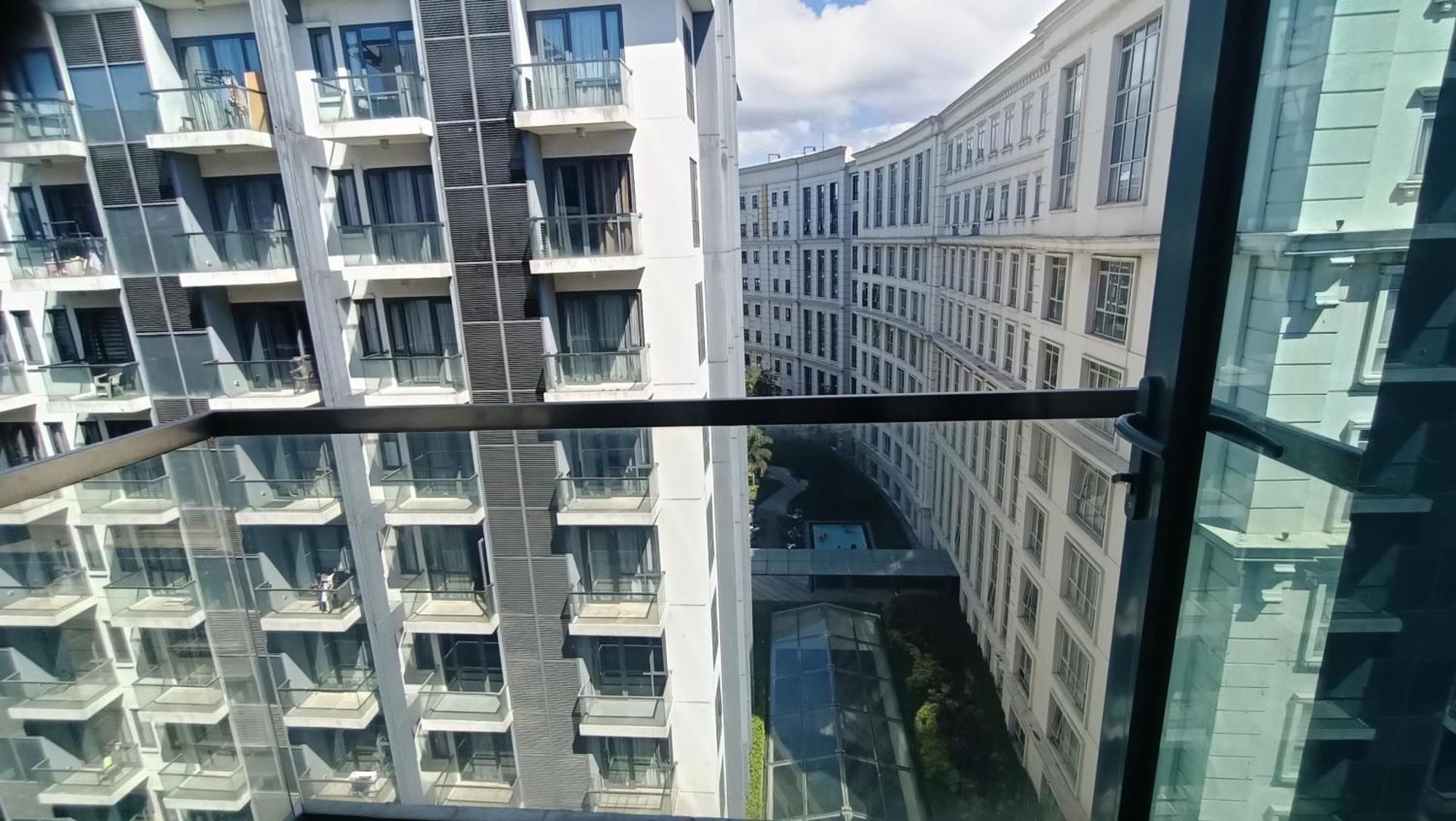 1 Bedroom Condotel Near Terminal3 Airport *
