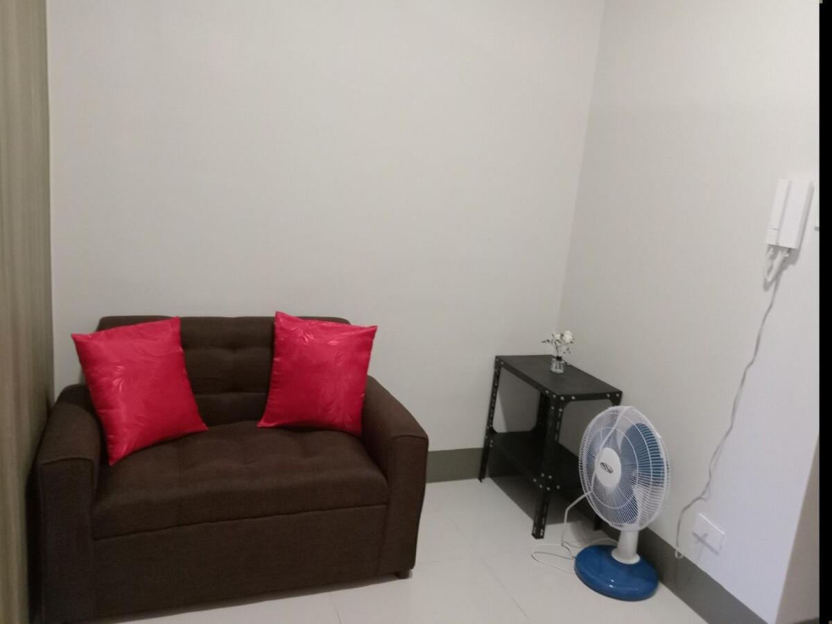Apartment One Bedroom Unit In Fame Residences Manila