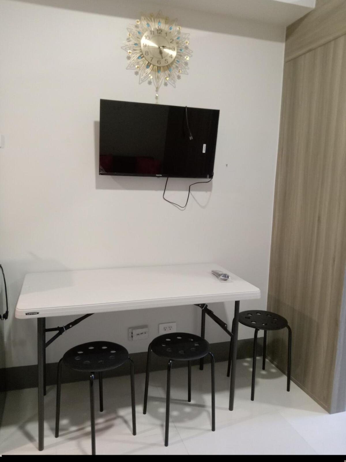 One Bedroom Unit In Fame Residences Apartment