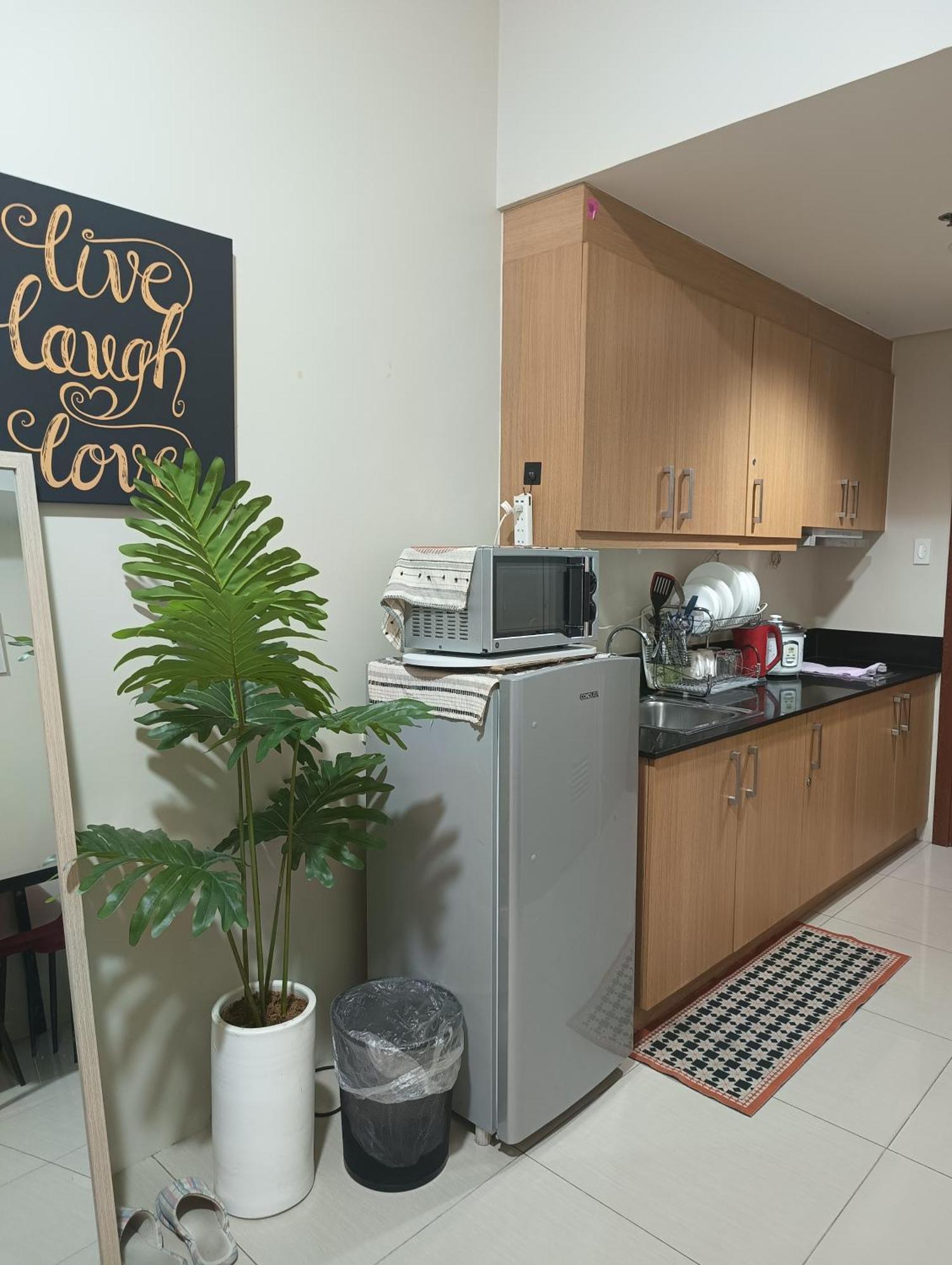 Apartment Shell Moa - Jhem Place *