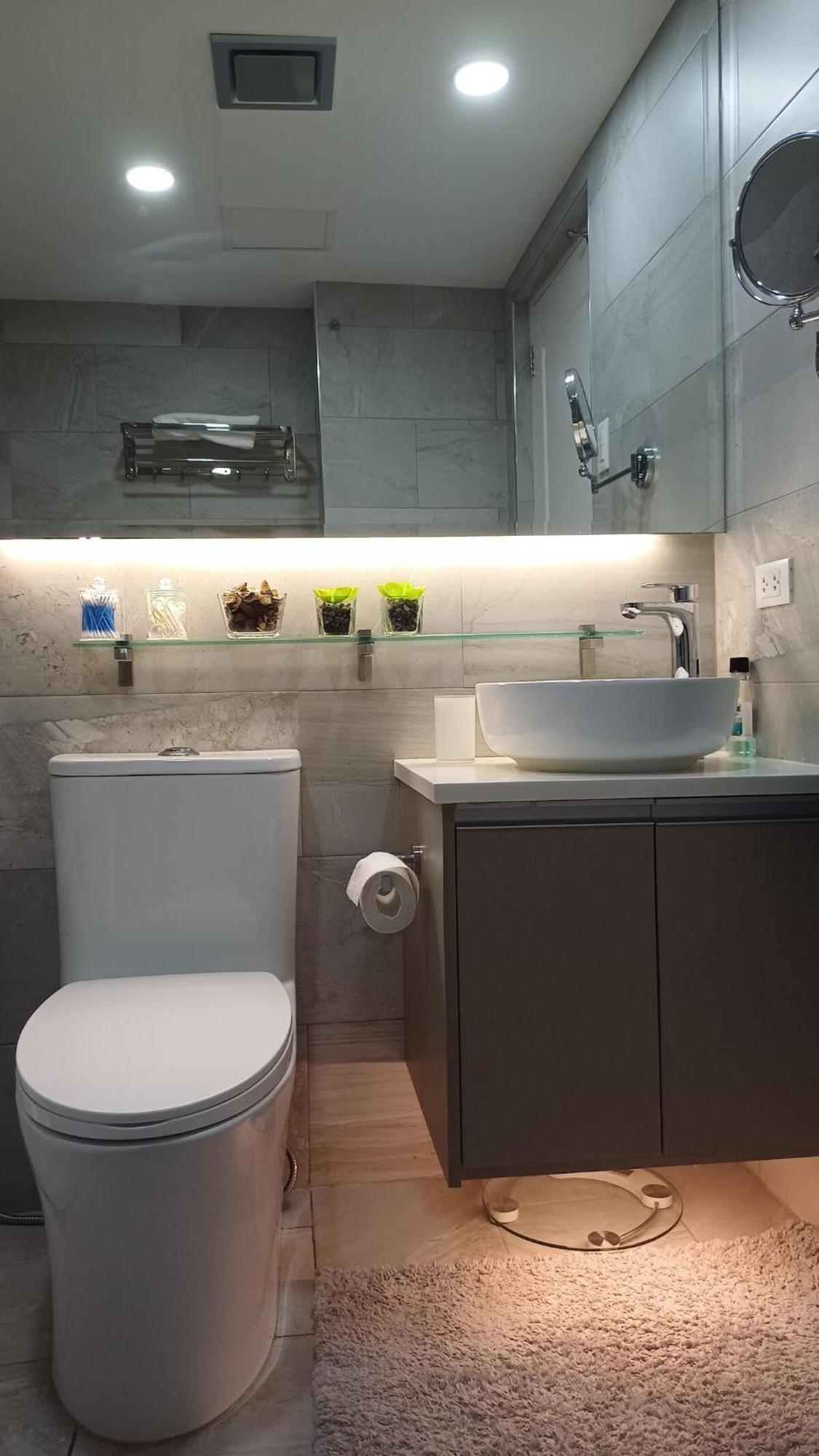 Apartment 2 Bedroom 2 Full Bathrooms, With Feels And A Jet Tub