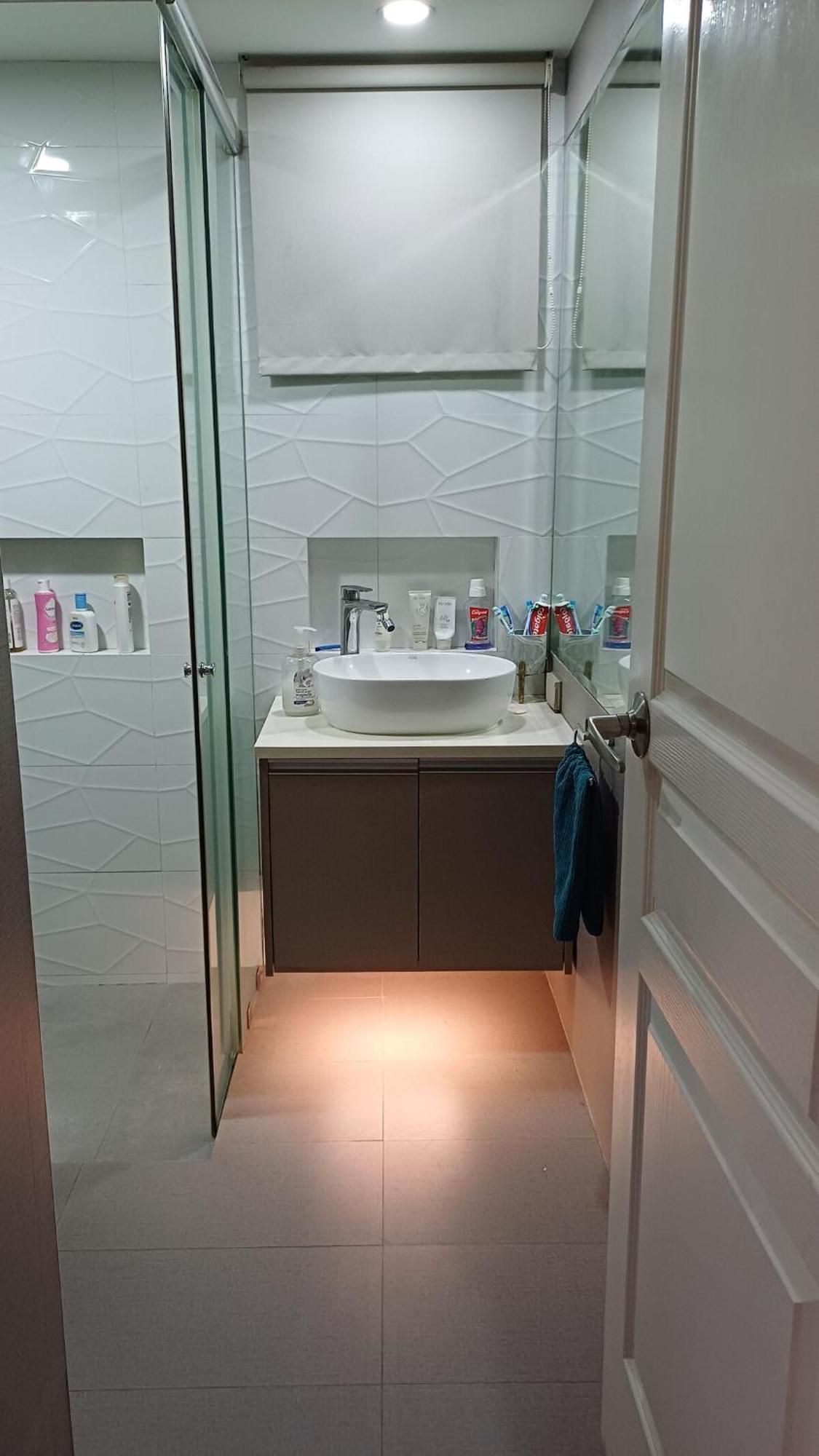 2 Bedroom 2 Full Bathrooms, With Feels And A Jet Tub Apartment *