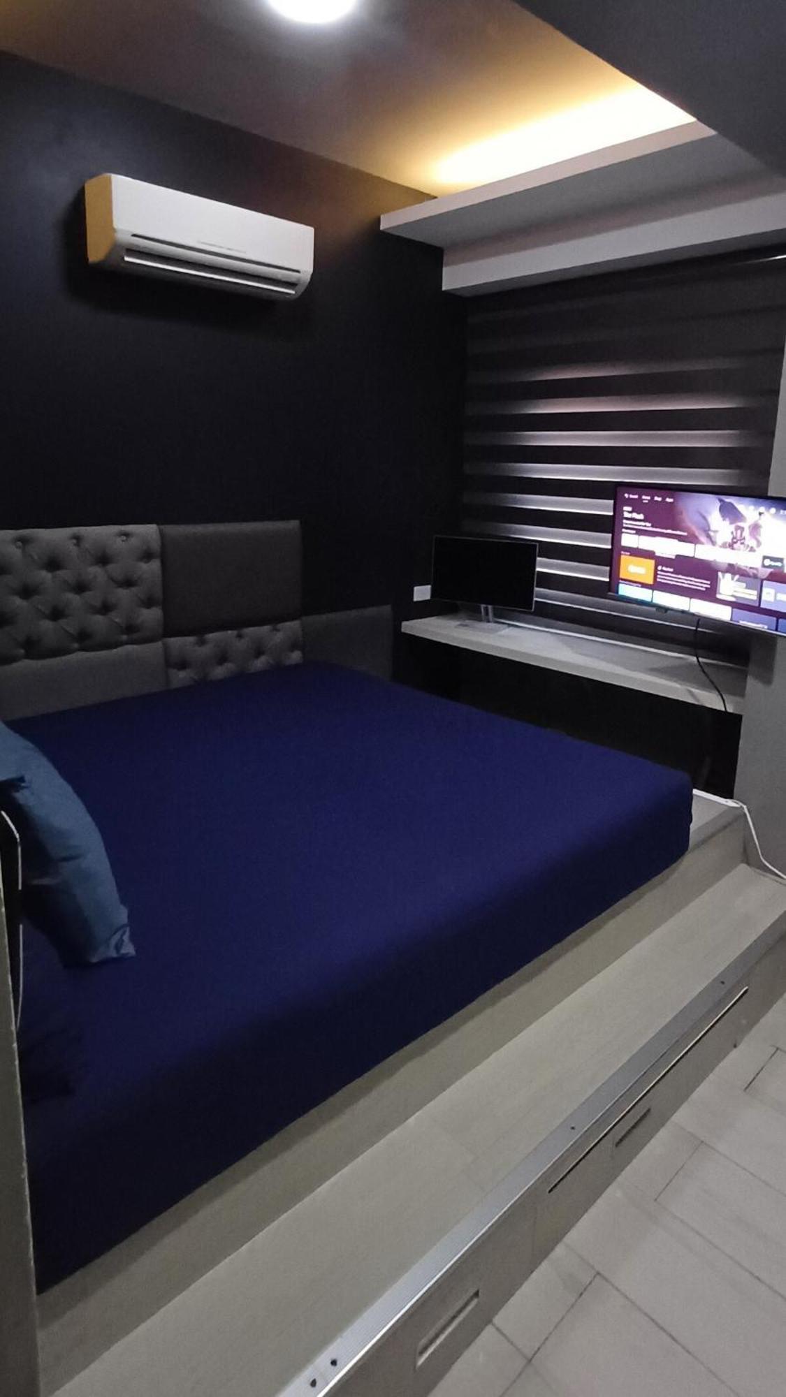 Apartment 2 Bedroom 2 Full Bathrooms, With Feels And A Jet Tub *