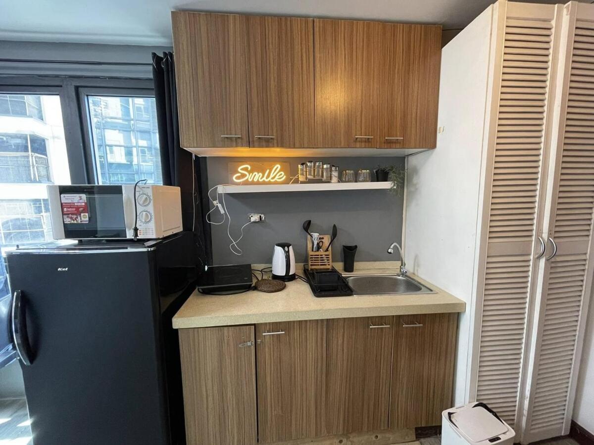 Stylish Unit In Ortigas Near Podium & Manila