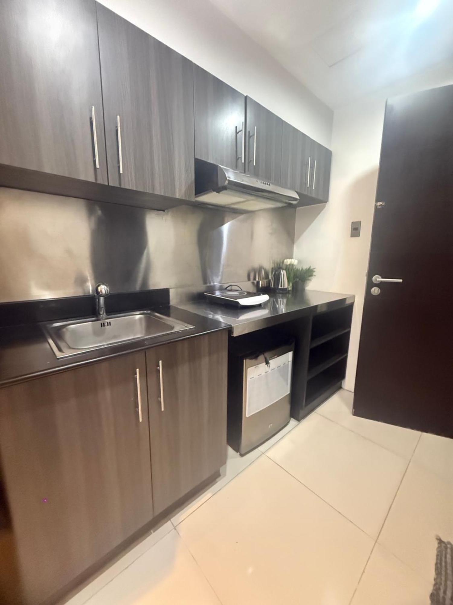 Wil Tower Quezon Apartment