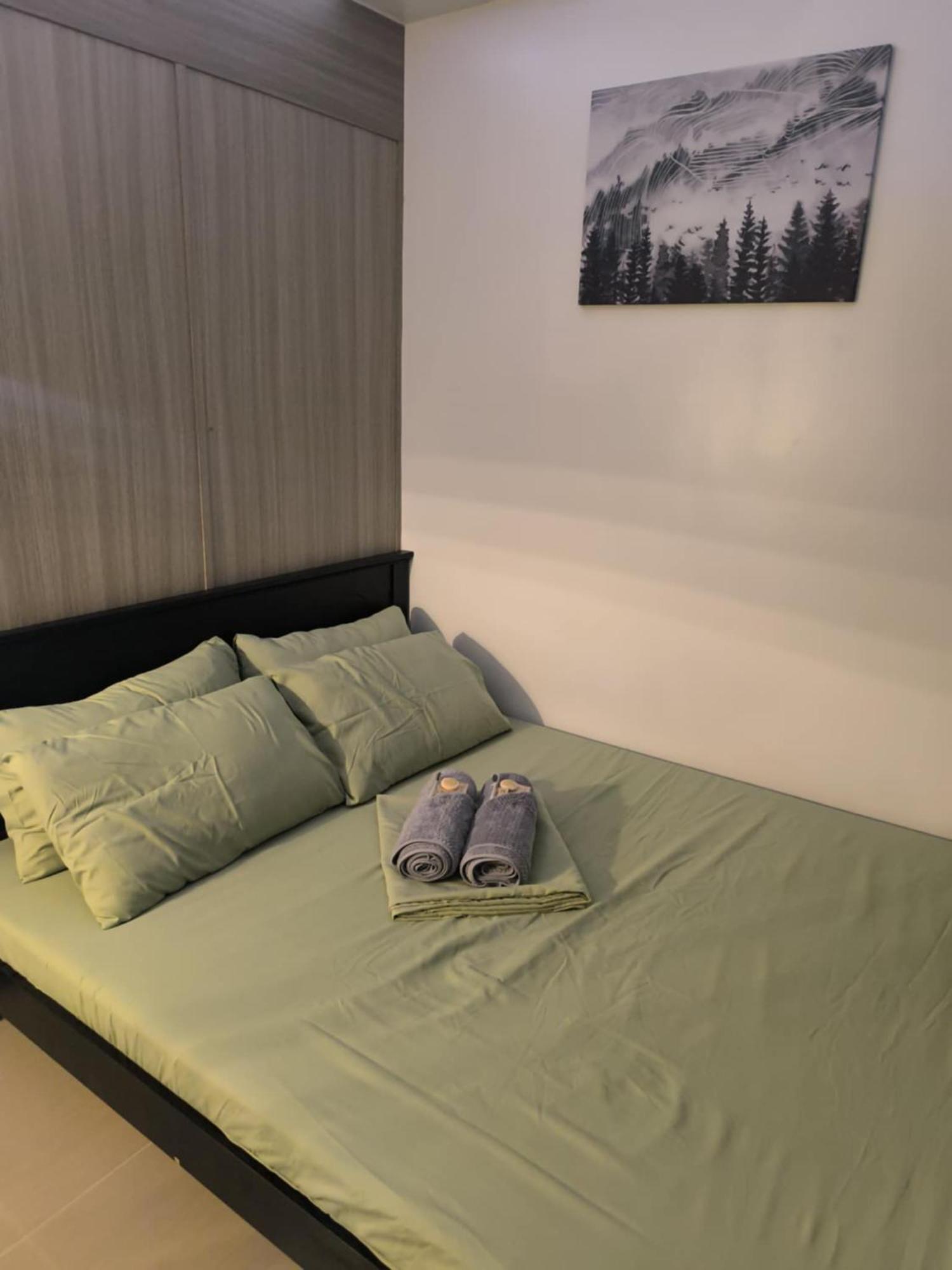 Shore 2 Residences - La Casa Aparthotel Manila