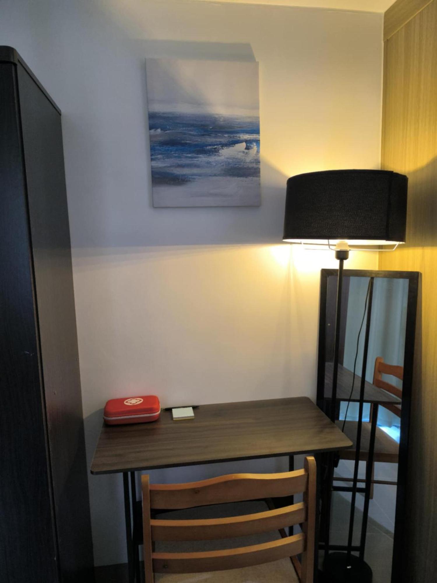 Shore 2 Residences - La Casa Aparthotel
