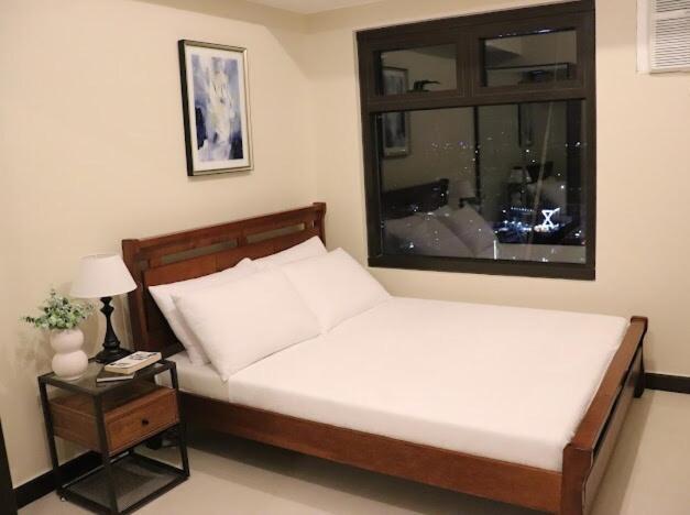 Rk Maisson Roiyale Aurora Escalades Cubao Manila