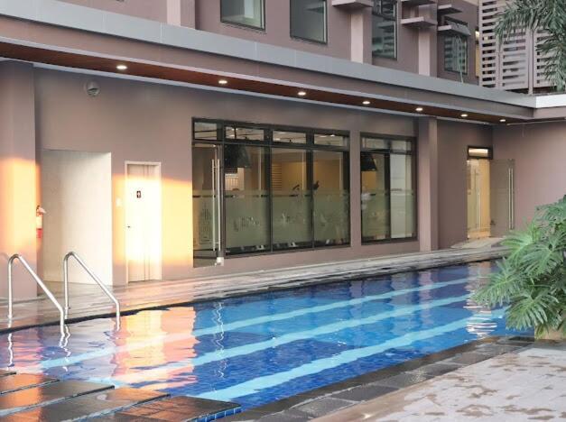 Apartment Rk Maisson Roiyale Aurora Escalades Cubao *