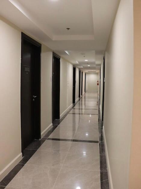 Rk Maisson Roiyale Aurora Escalades Cubao *