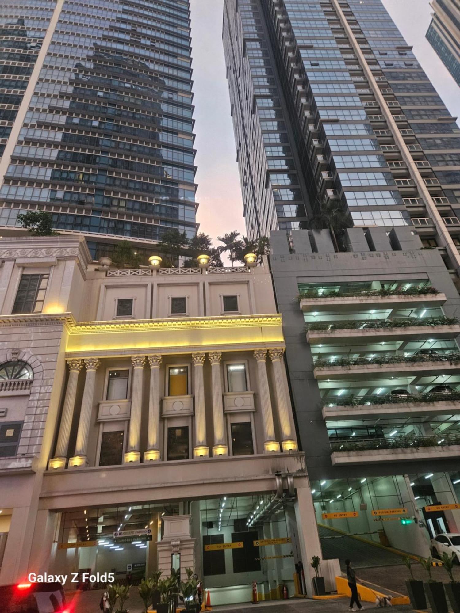 Bgc Opulent Heights Residences Aparthotel *