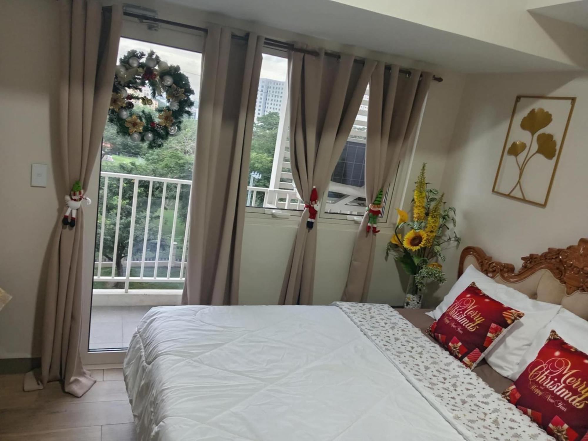 1 Bedroom Mckinley West Taguig * Manila