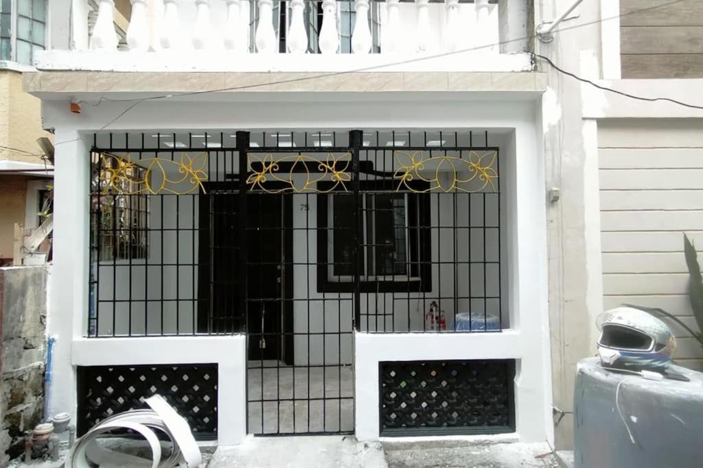 Apartment 2br Staycation Family Near Naia,smbicutan,bgc Manila