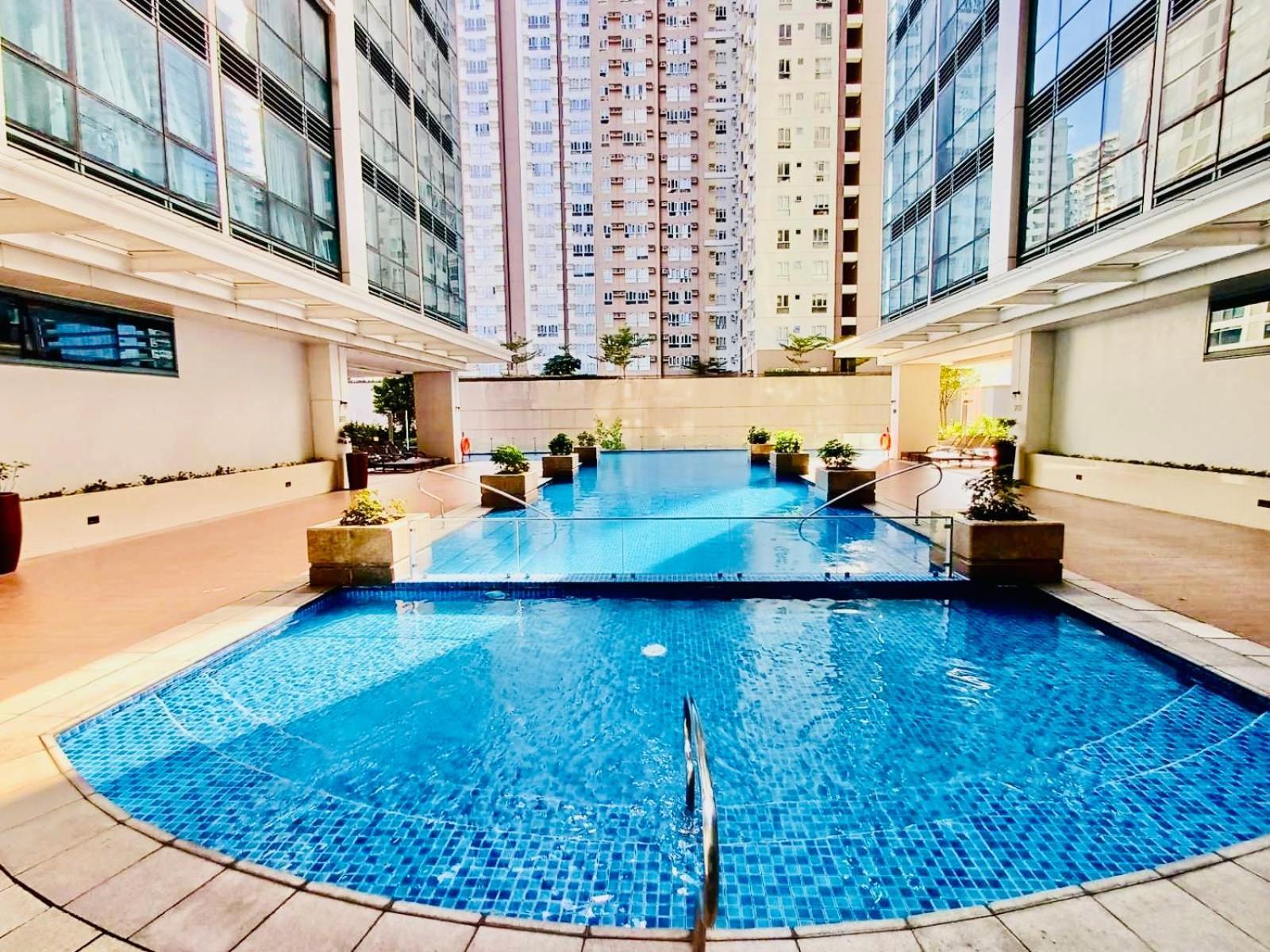 Bgc Luxury - Pool, Wi-fi, View - 11 Apartment