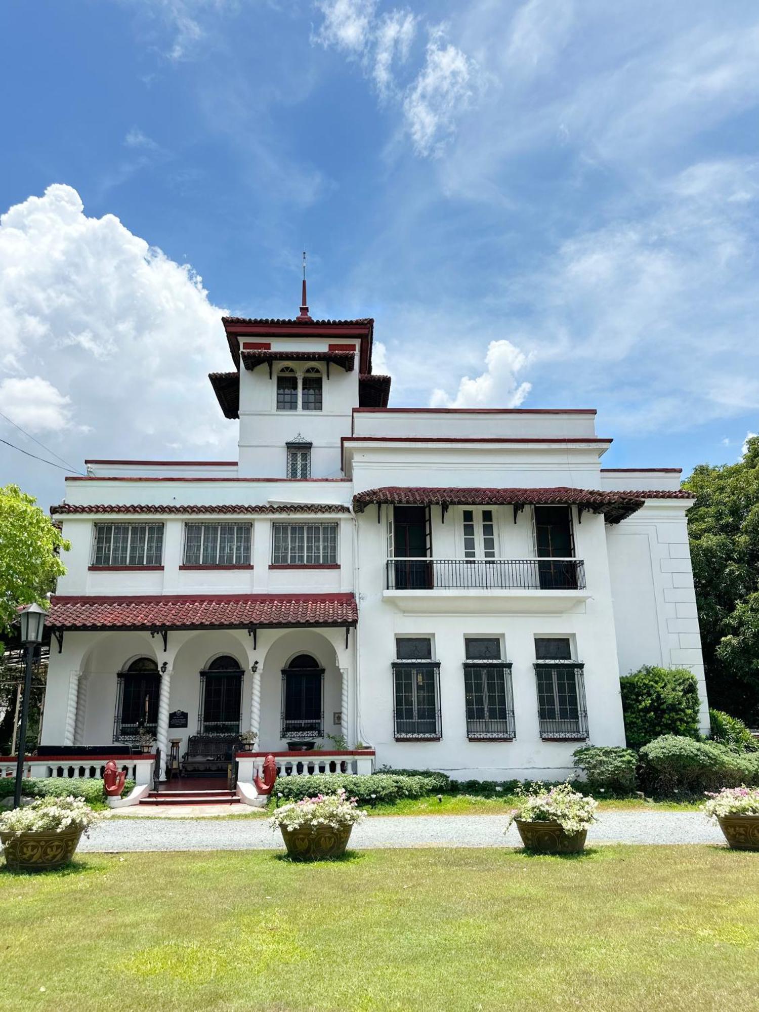 Apartment Miranamin Nest Kamantigi - Pet Friendly, Shared Kitchen, Historical Home! Manila