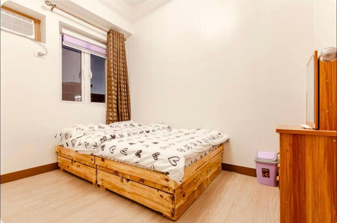 2 Bedroom Trees Residences Netflix Games Karaoke