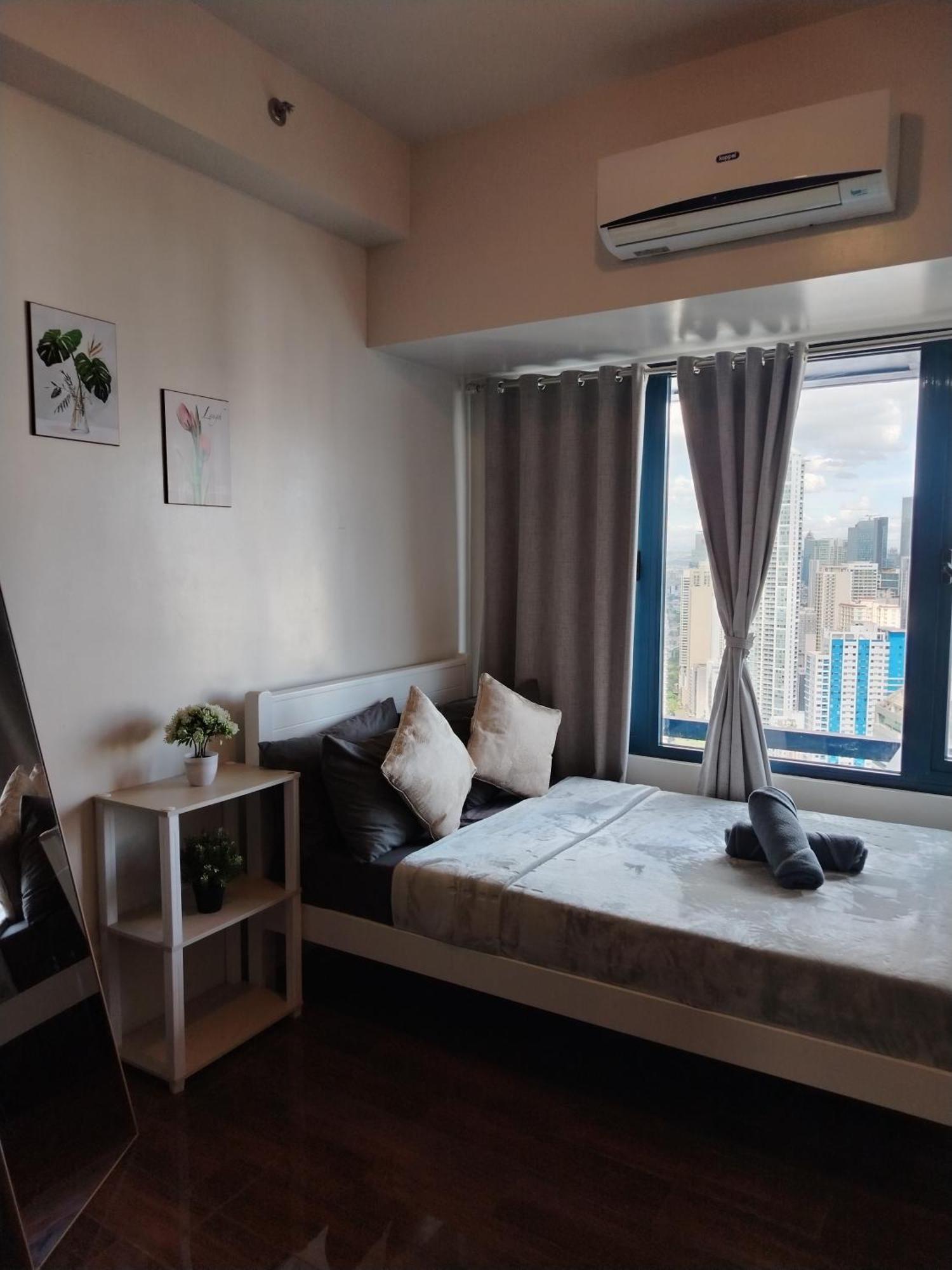 Cozy & Stylish Staycation And Netflix - Wifi And Pool Apartment Manila