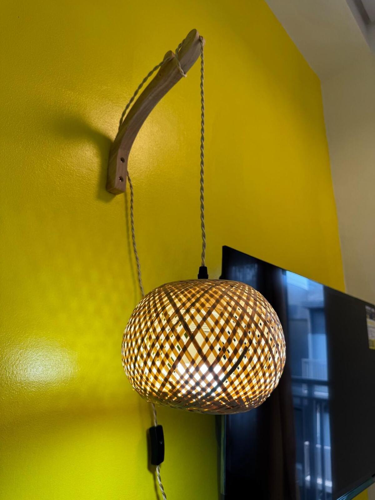 Lemon In S Residences Near Moa, Airport, Us Embassy By Prime Manila