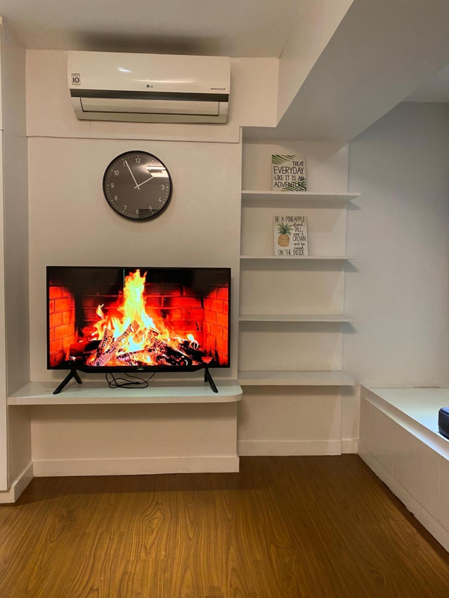 Ecn And Staycation Apartment