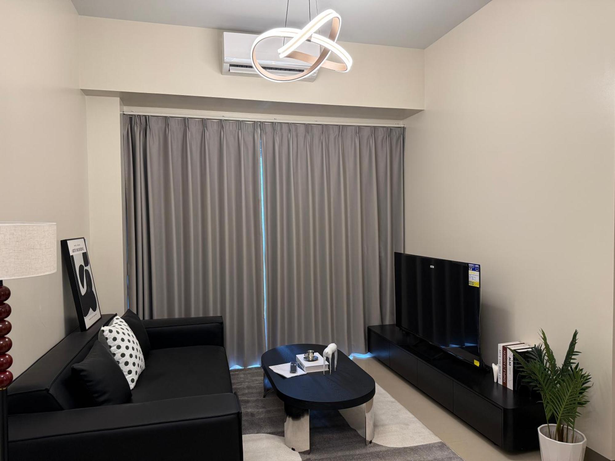 Apartment Luxurious Modern Cozy Bayview Pool View 1 2 3 Bedrooms Near Airports Okada Solaire Moa