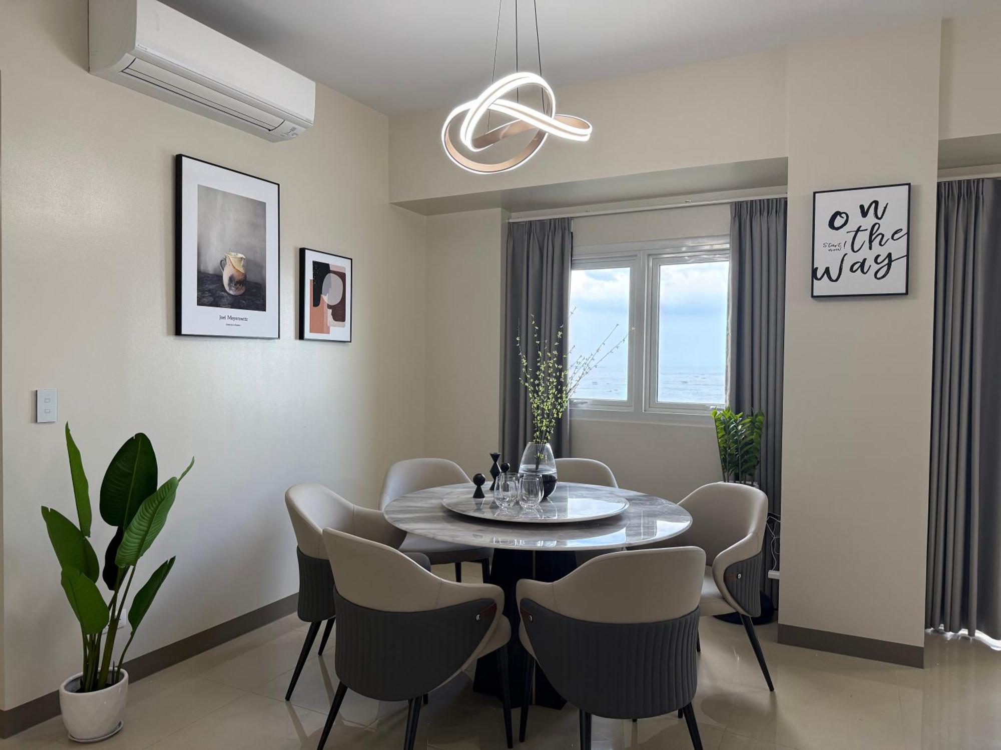 Luxurious Modern Cozy Bayview Pool View 1 2 3 Bedrooms Near Airports Okada Solaire Moa Manila