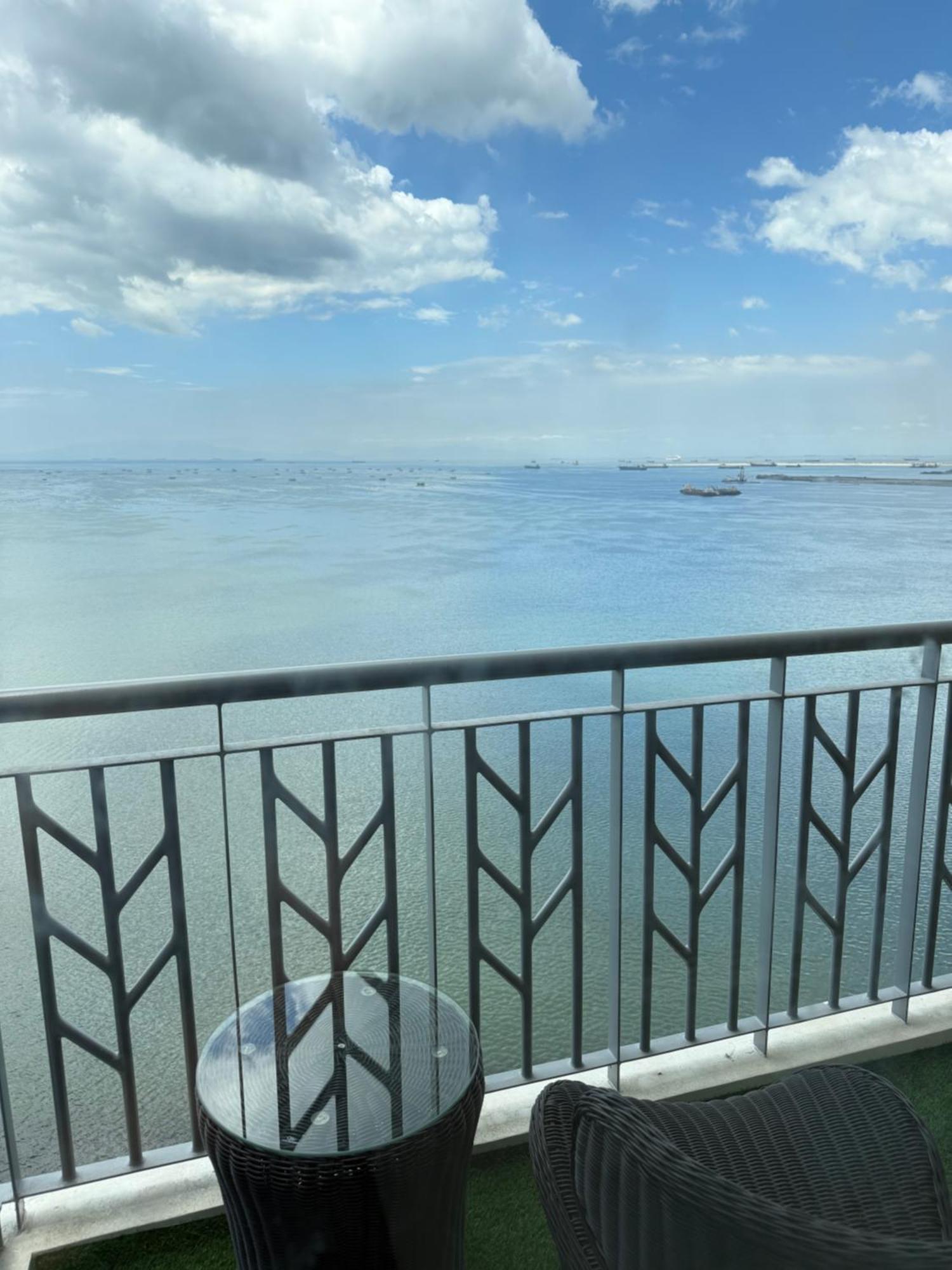 Luxurious Modern Cozy Bayview Pool View 1 2 3 Bedrooms Near Airports Okada Solaire Moa