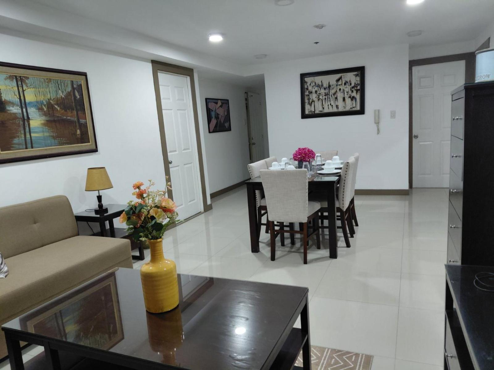 Apartosuites Greenbelt Makati Hotel 3*