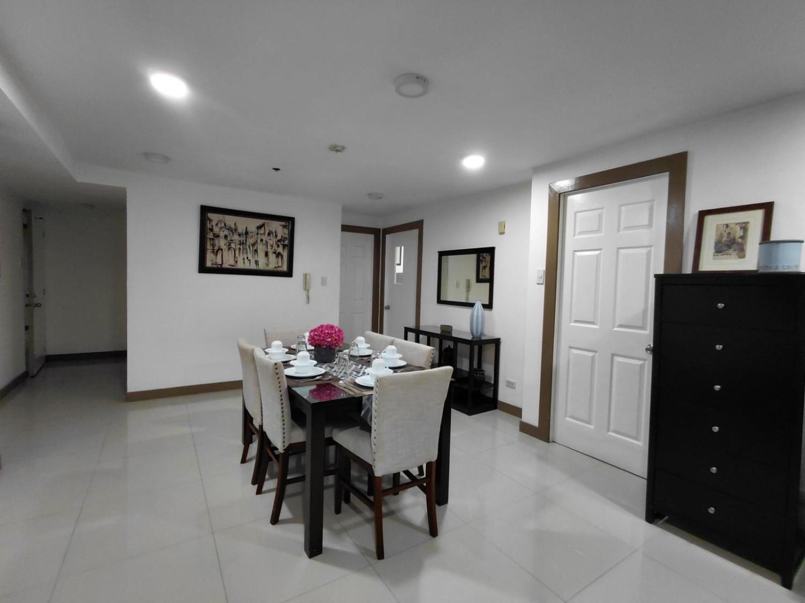 Apartosuites Greenbelt Makati Hotel Makati City