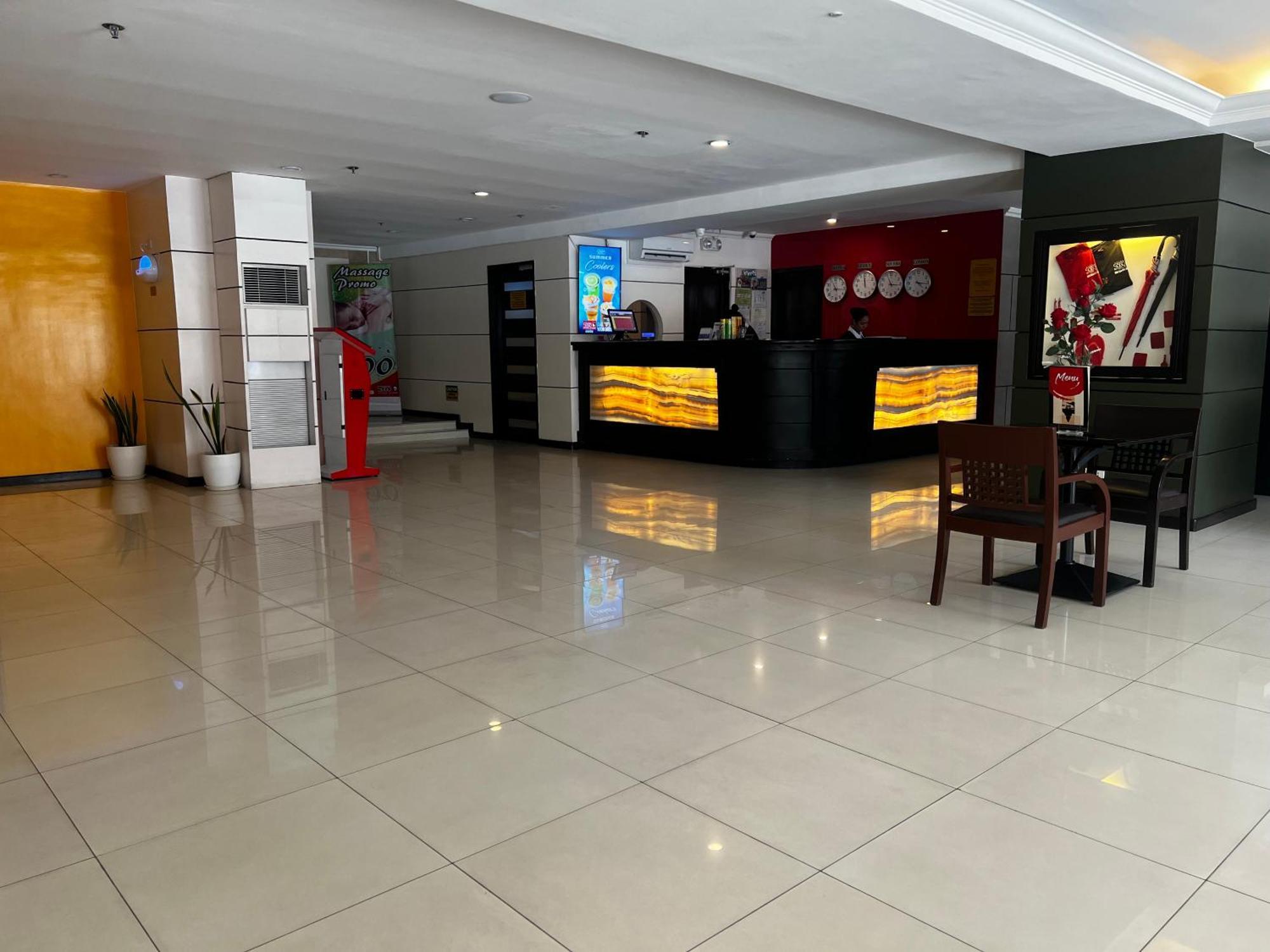 Sogo Edsa Shaw Blvd 3* Manila