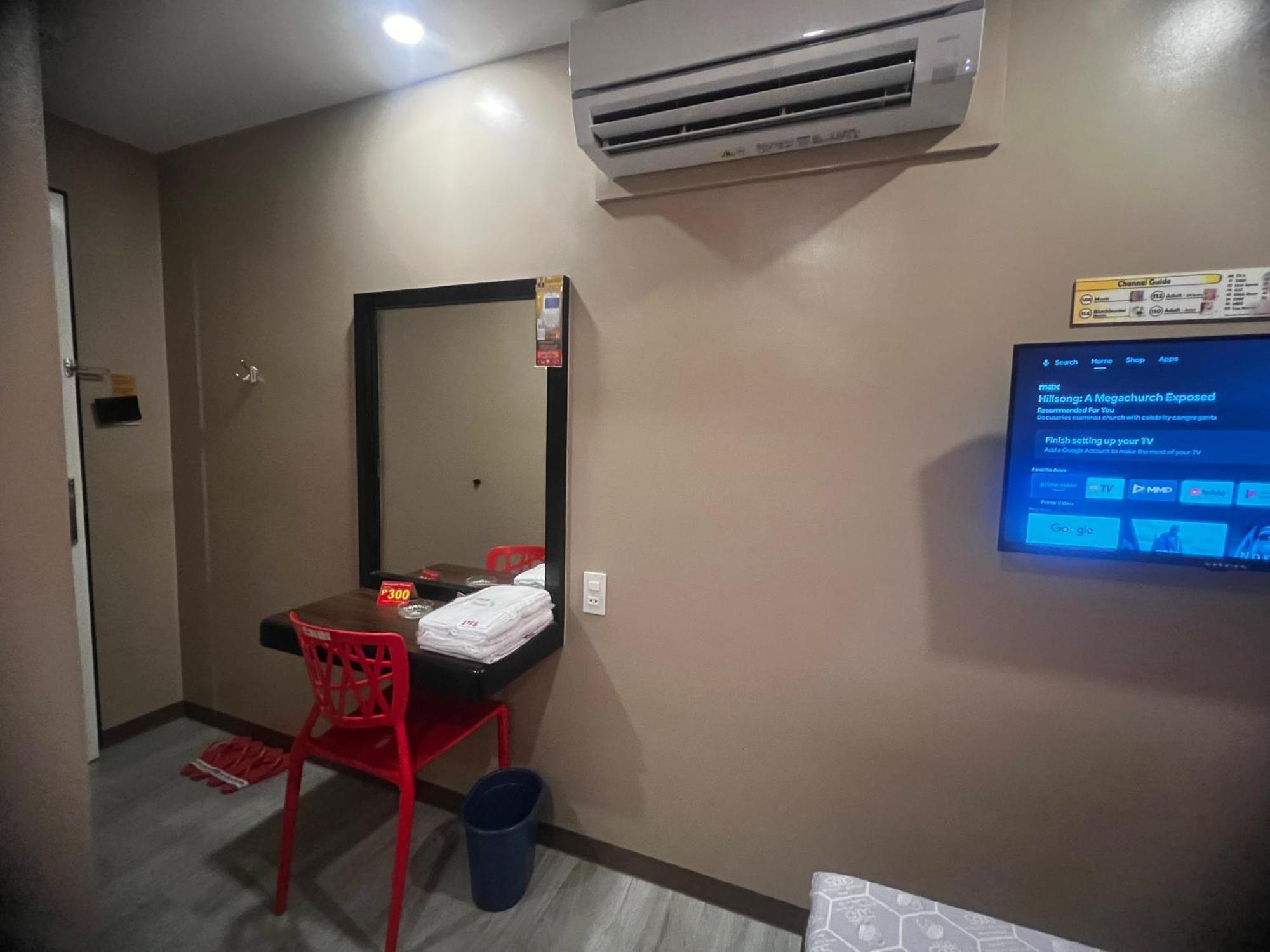 Sogo Edsa Shaw Blvd 3* Manila