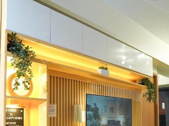 Awsome Corner Unit At Shore 3 Manila