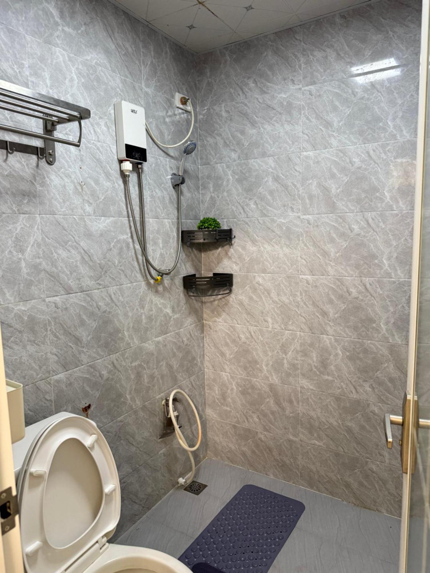 Apartment Jcal Building Next To Aiports Okada, Solaire Moa *